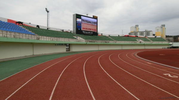 Yeoncheon Stadium - Yeoncheon