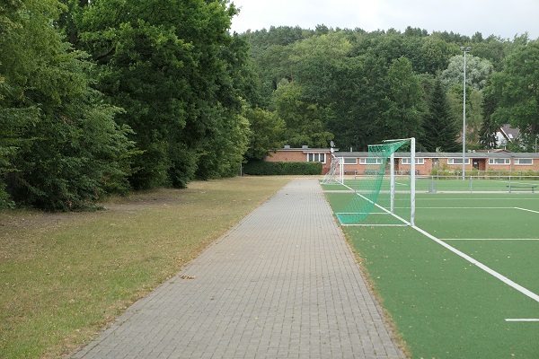 Stadion Sander Tannen Nebenplatz 1 - Hamburg-Bergedorf