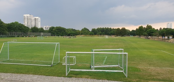 Zentrale Hochschulsportanlage Platz 2 - München-Milbertshofen-Am Hart