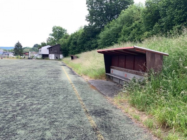 Aalbachstadion am Schwimmbad Nebenplatz - Kusel-Diedelkopf