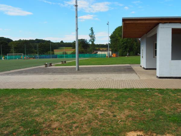 Sportzentrum am Heuerwerth Platz 2 - Ense-Niederense