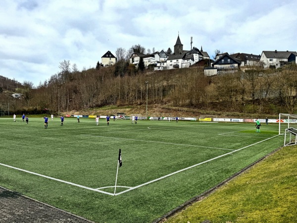 Wiesengrund-Stadion - Meschede-Grevenstein