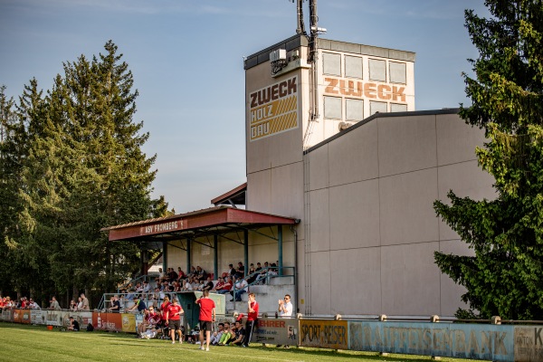 Sportgelände Olympiastraße - Schwandorf-Fronberg