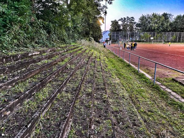 Sportplatz Herler Ring - Köln-Buchheim