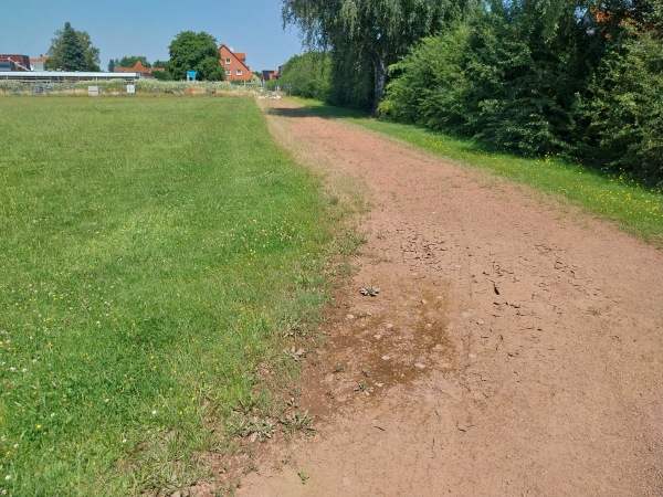 Schulsportanlage - Lindhorst