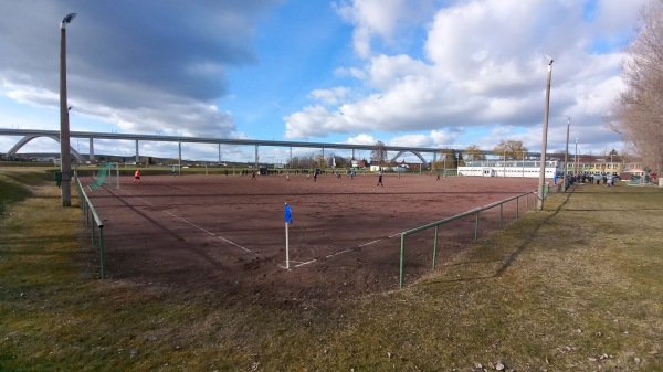 Stadion am Zementwerk Nebenplatz - Karsdorf-Wetzendorf