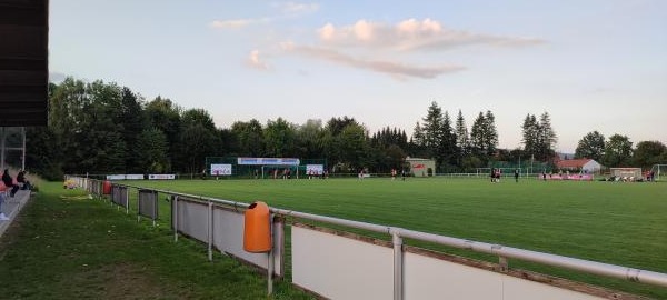 Stadion Harmsmühlenstraße - Springe