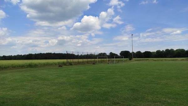 Sportanlage am Walde B-Platz - Isernhagen-Kirchhorst