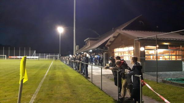 Sportplatz Unterallmend - Root
