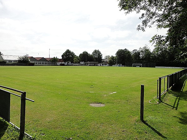 Sportplatz Großer Garten - Friedrichstadt