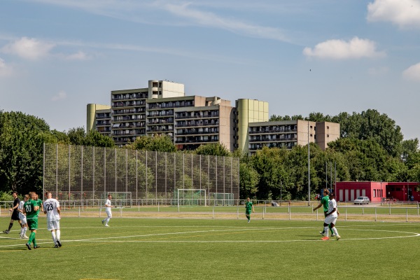 Sportanlage Salzburger Weg Platz 2 - Köln-Junkersdorf