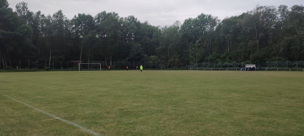 Sportzentrum Seestraße B-Platz - Isernhagen-Altwarmbüchen