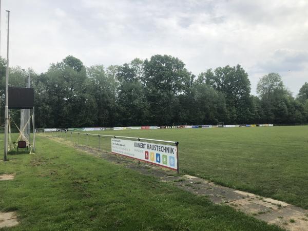 Sportanlage Heddinghauser Straße Platz 2 - Preußisch Oldendorf-Bad Holzhausen
