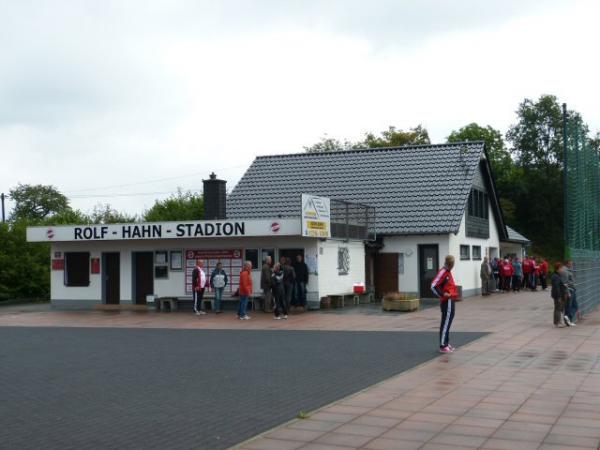 Rolf-Hahn-Stadion - Overath-Heiligenhaus
