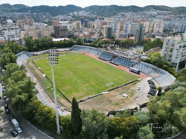 Stadiumi Selman Stërmasi - Tiranë (Tirana)