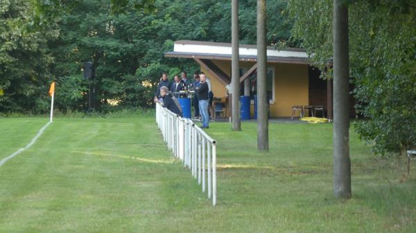 Sportplatz Möbiskruge - Neuzelle-Möbiskruge