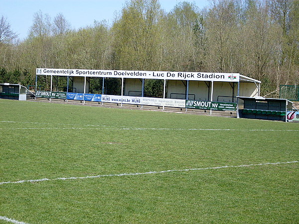 Gemeentelijk Sportcentrum Doelvelden Luc De Rijk Stadion - Berlaar
