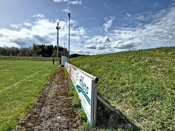 Sportplatz Auf´m Berg - Schmallenberg-Bracht