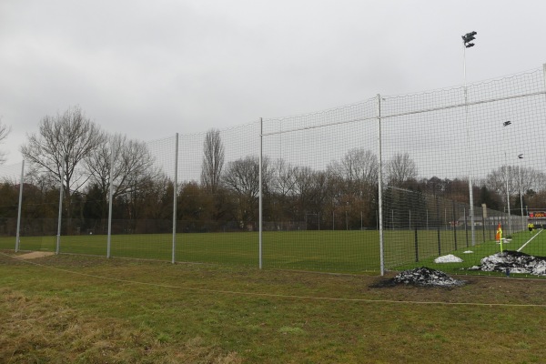 Sportovní areál na Podolí hřištĕ 2 - Mělník