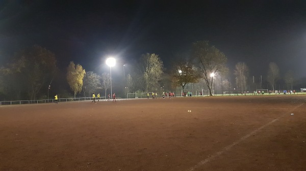Bezirkssportanlage Weidenpesch Platz 3 - Köln-Weidenpesch