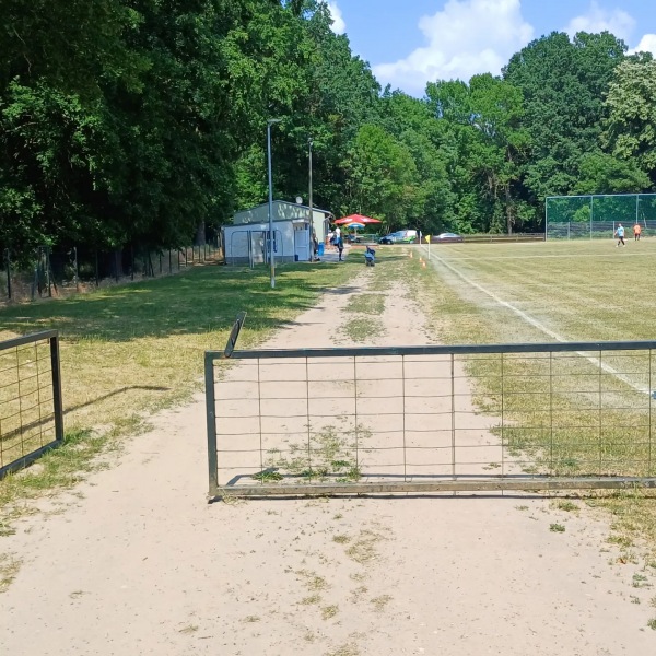 Sportplatz im Park - Müncheberg-Trebnitz