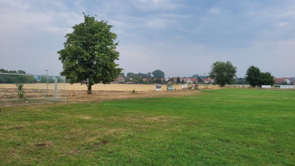 Helmepark-Sportstätte - Heringen/Helme-Uthleben