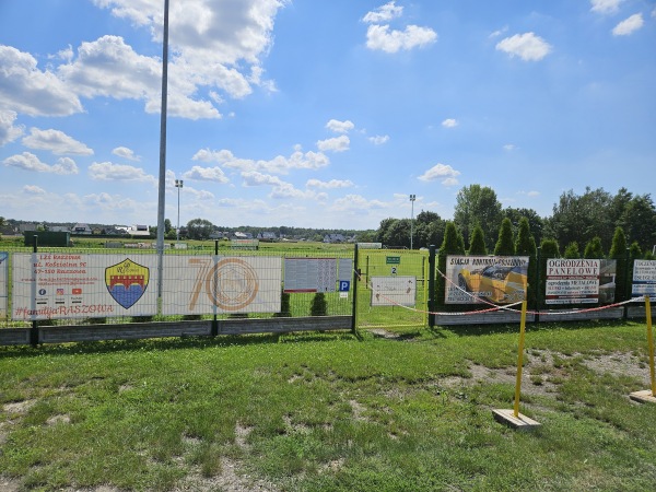 Boisko sportowe LZS Raszowa - Raszowa
