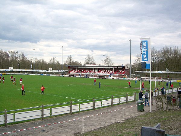 alte Tribüne