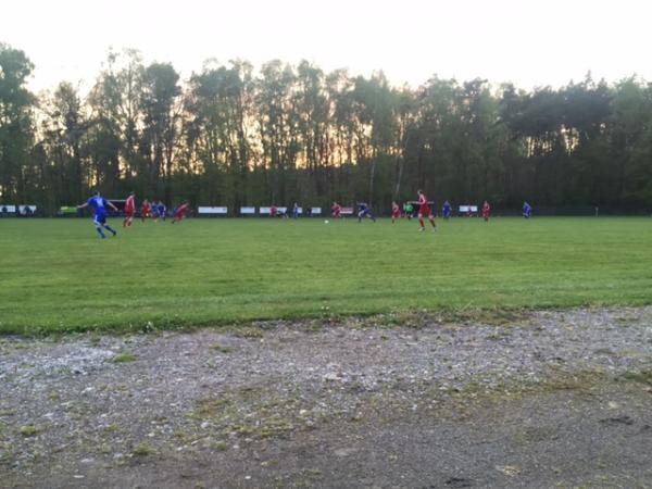 Sportplatz Hochweitzschen - Großweitzschen-Hochweitzschen