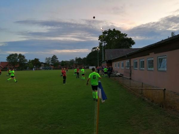 Sportanlage Schulstraße B-Platz - Wagenfeld-Hasslingen
