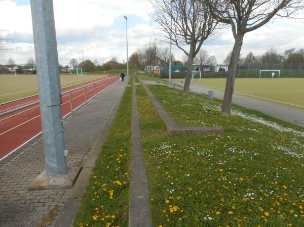 Bezirkssportanlage Bereitschaftspolizei - Mainz-Hechtsheim
