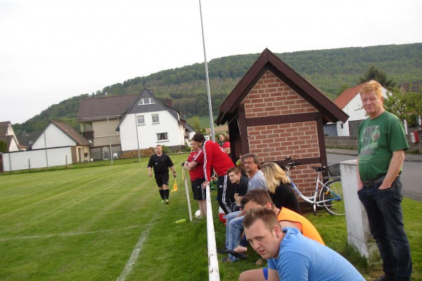 Sportplatz Im Krugfeld - Coppenbrügge-Marienau