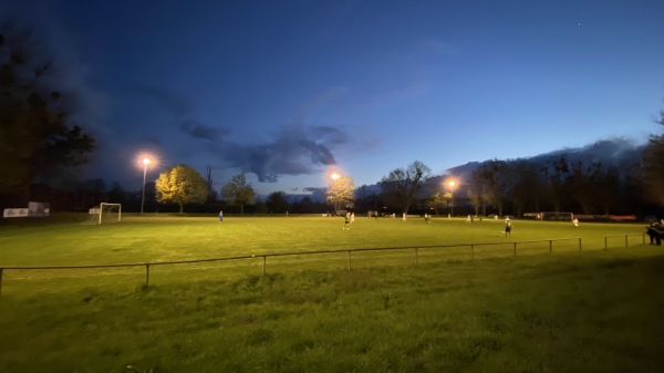 Sportplatz an der Kinzigmühle - Gelnhausen-Roth