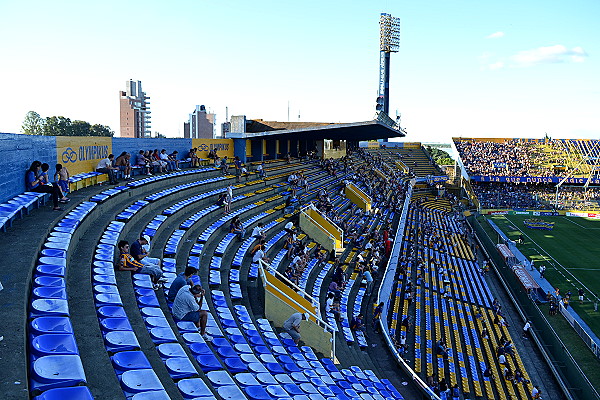 Estadio Dr. Lisandro de la Torre - Rosario, Provincia de Santa Fe