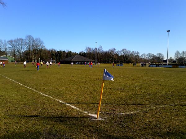 Küstenrad Arena B-Platz - Sarzbüttel