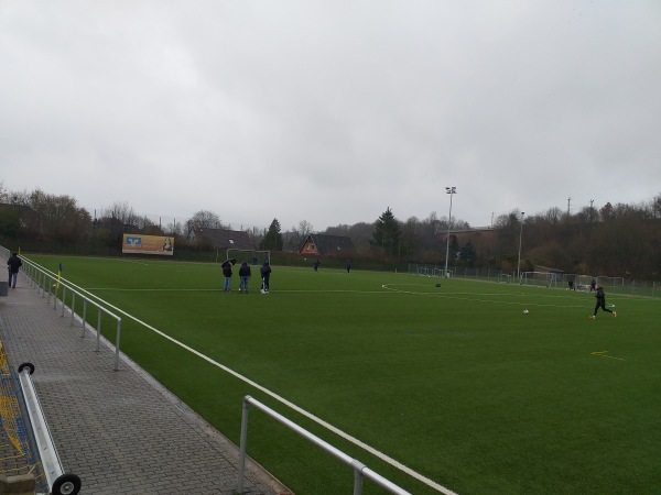 Stadion am Bahndamm  B-Platz - Osterrönfeld