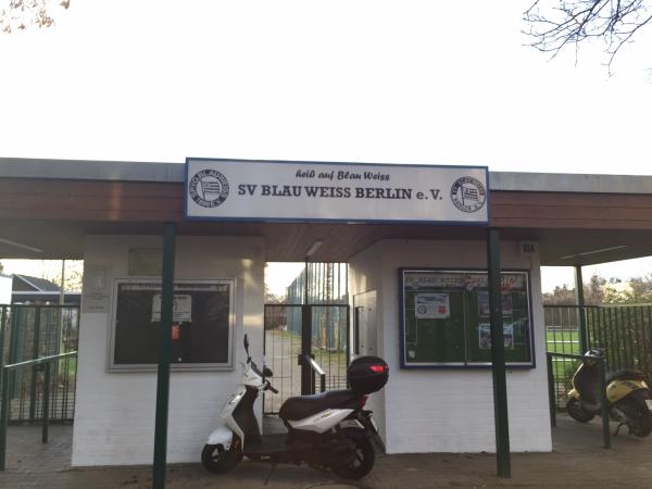 Sportplatz Rathausstraße 2 - Berlin-Tempelhof