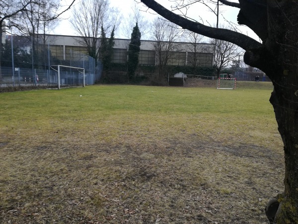 Sportplatz Elly-Heuss-Realschule - München-Giesing