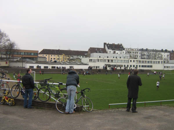 Rudi-Barth-Sportanlage - Hamburg-Altona