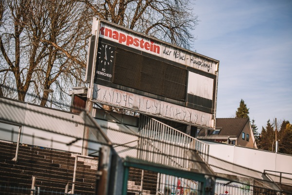 Röntgen-Stadion - Remscheid-Lennep
