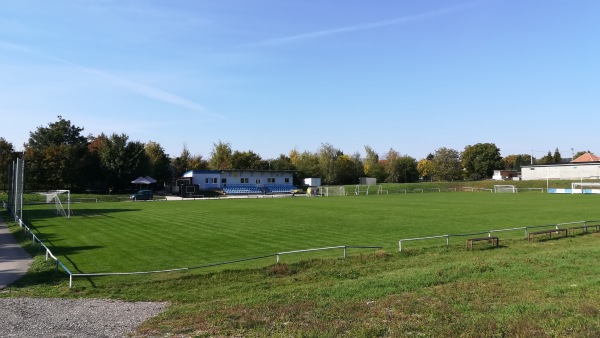 Futbalové ihrisko Ivanka - Ivanka pri Nitre