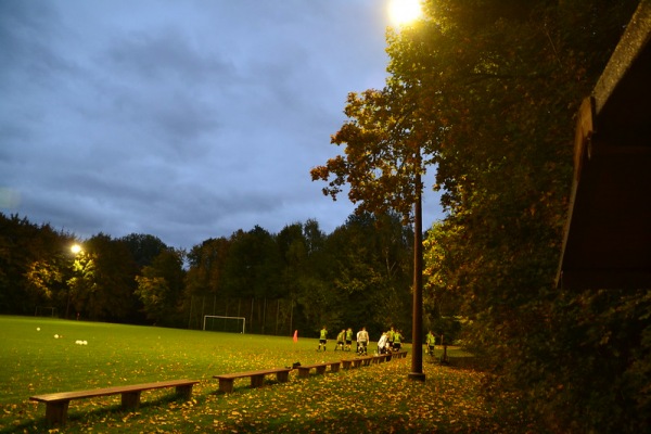 Sportplatz Hinter der Bahn - Vechelde-Groß Gleidingen