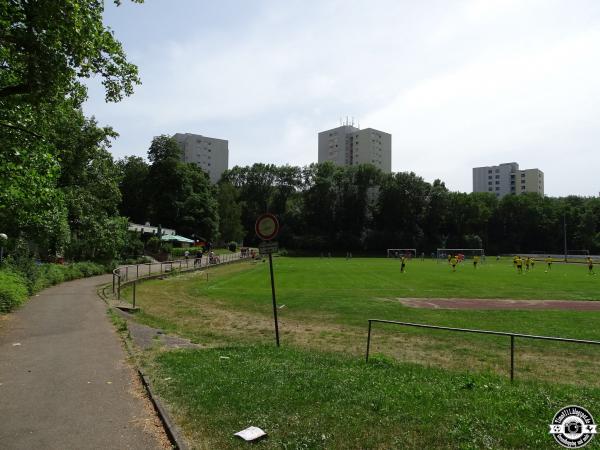 Poststadion - Esslingen/Neckar-Pliensauvorstadt