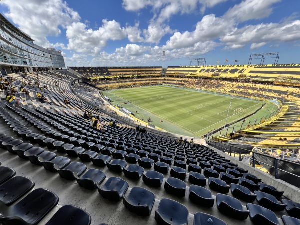 Estadio Campeón del Siglo - Montevideo