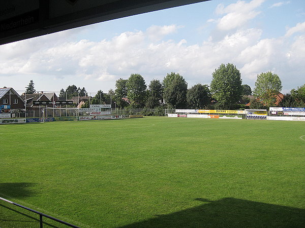Sportanlage Nußbaumallee - Cloppenburg-Emstekerfeld