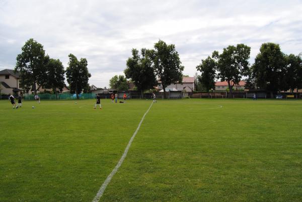Fotbalové hřiště Záryby - Záryby 