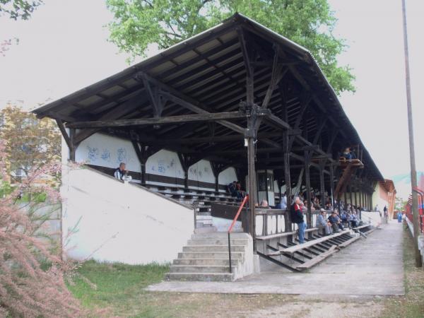 Buzánszky Jenő Stadion - Dorog