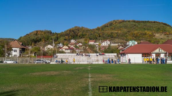 Stadionul Comunal - Vlădești