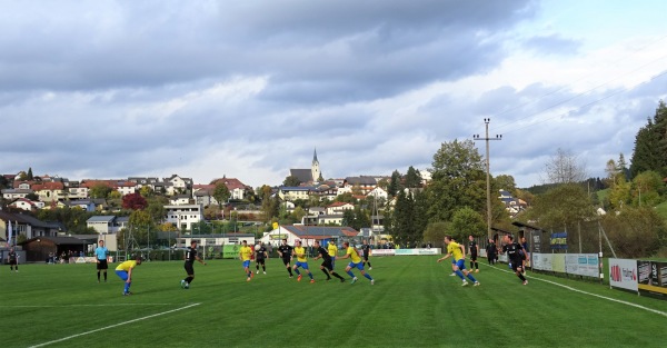 Sportplatz Königswiesen - Königswiesen
