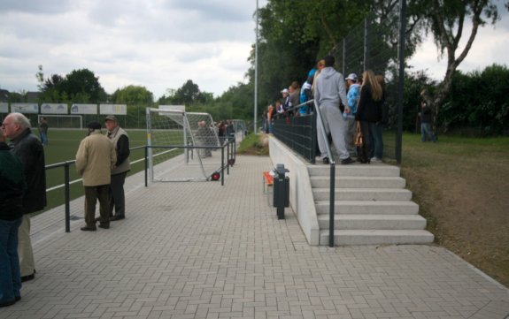 Stadion am Waldschlößchen - Mülheim/Ruhr-Saarn